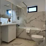 Close Luxury Glam Apartments דירה בראשוב