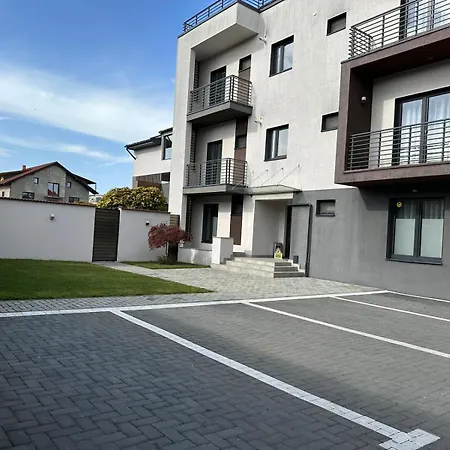 Luxury Glam & Near Coresi Mall Apartment *