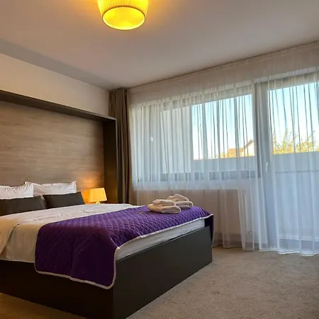 Luxury Glam & Near Coresi Mall *