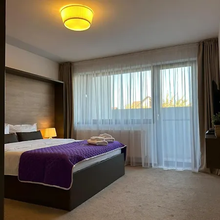 Luxury Glam & Near Coresi Mall *