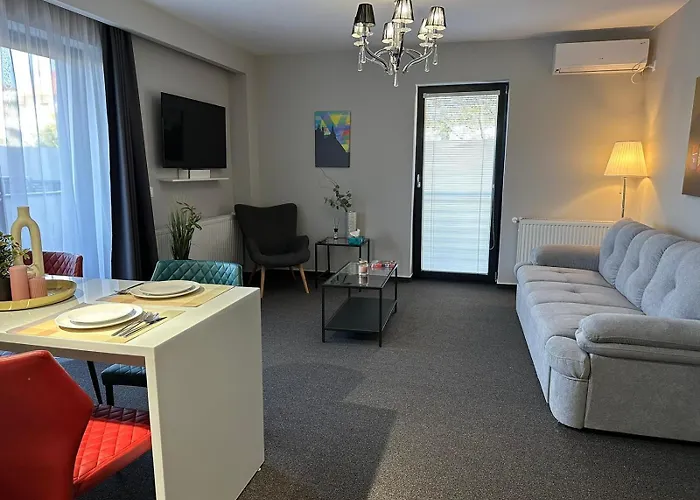 Close Luxury Glam Apartments Apartment Brașov