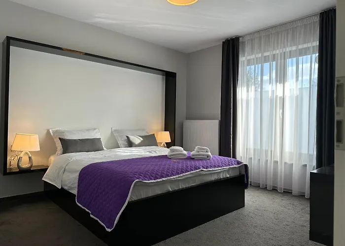 Apartment Close Luxury Glam Apartments *