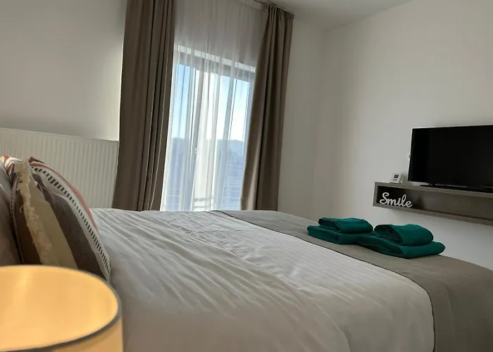 Apartment Close Luxury Glam Apartments