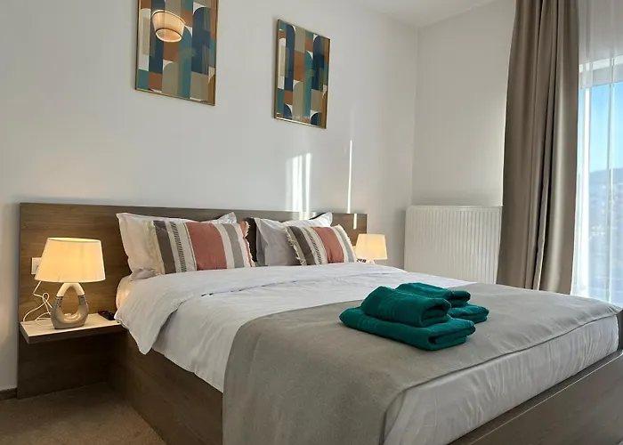 Apartment Close Luxury Glam Apartments