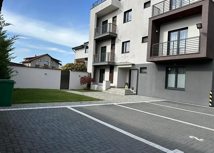 Close Luxury Glam Apartments Apartment *