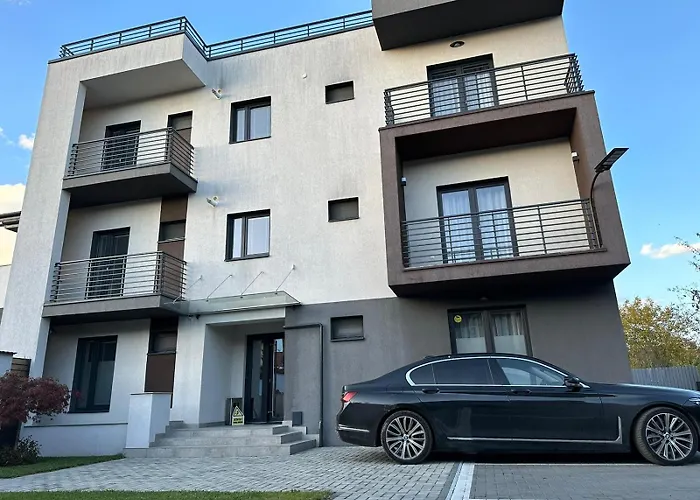 Close Luxury Glam Apartments Brașov